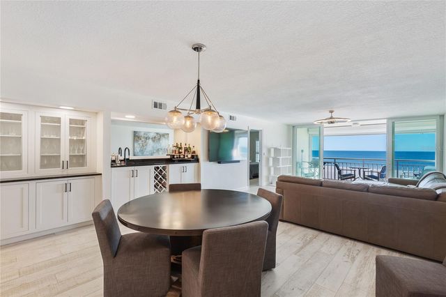 2900 GULF BOULEVARD 202, Belleair Beach, FL 33786