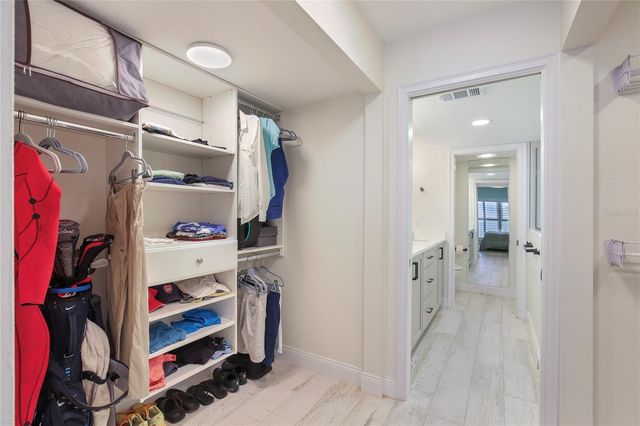 2900 GULF BOULEVARD 202, Belleair Beach, FL 33786