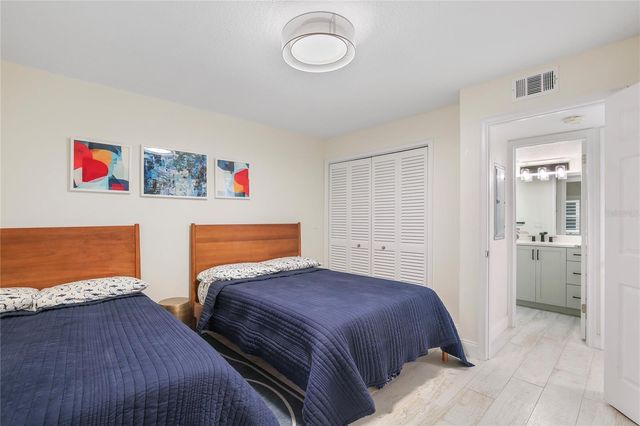 2900 GULF BOULEVARD 202, Belleair Beach, FL 33786