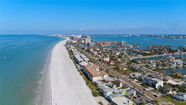 2900 GULF BOULEVARD 202, Belleair Beach, FL 33786