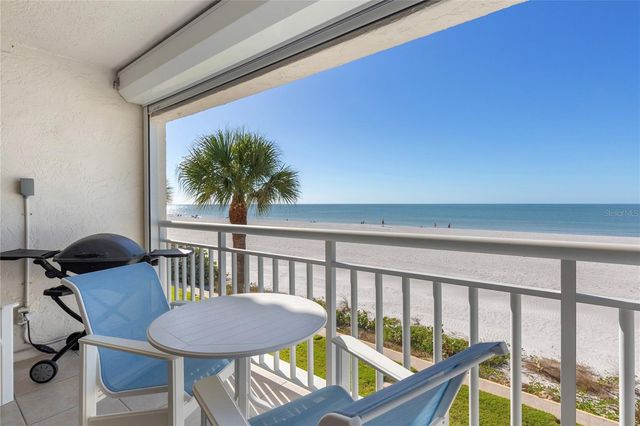 2900 GULF BOULEVARD 202, Belleair Beach, FL 33786