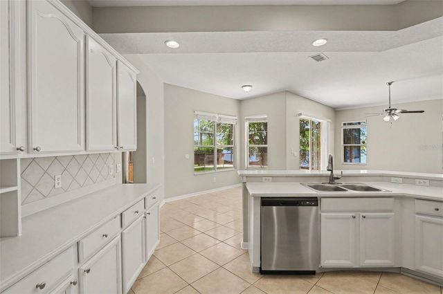 1756 CROWN HILL BOULEVARD, Orlando, FL 32828
