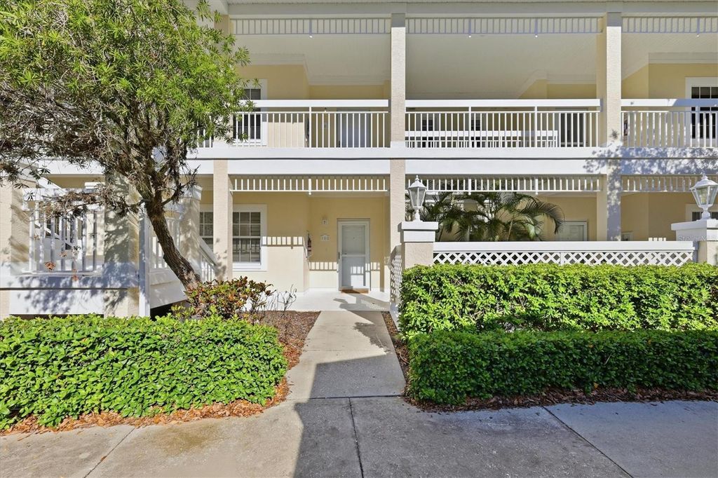 3803 54TH DRIVE W 103, Bradenton, FL 34210
