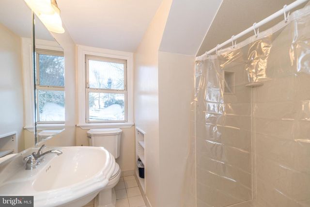 3104 N WALES RD, Eagleville, PA 19403