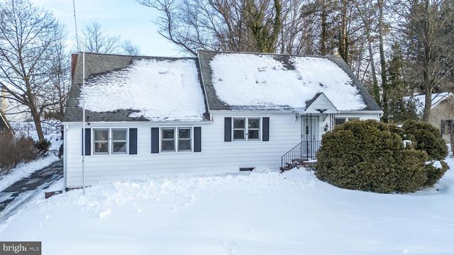 3104 N WALES RD, Eagleville, PA 19403