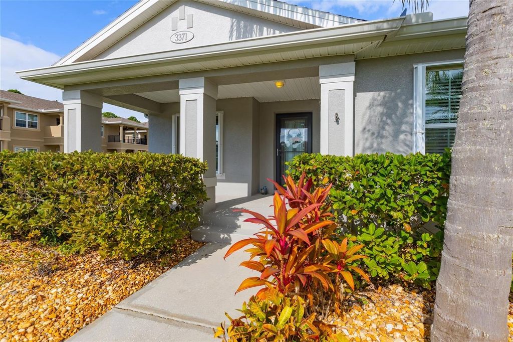 Image 3 of property listing at 3371 PINTELLO AVENUE, New Smyrna Beach, FL 32168