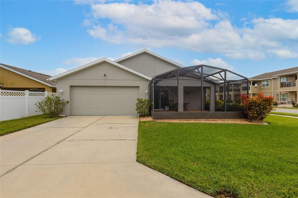 Image 26 of property listing at 3371 PINTELLO AVENUE, New Smyrna Beach, FL 32168