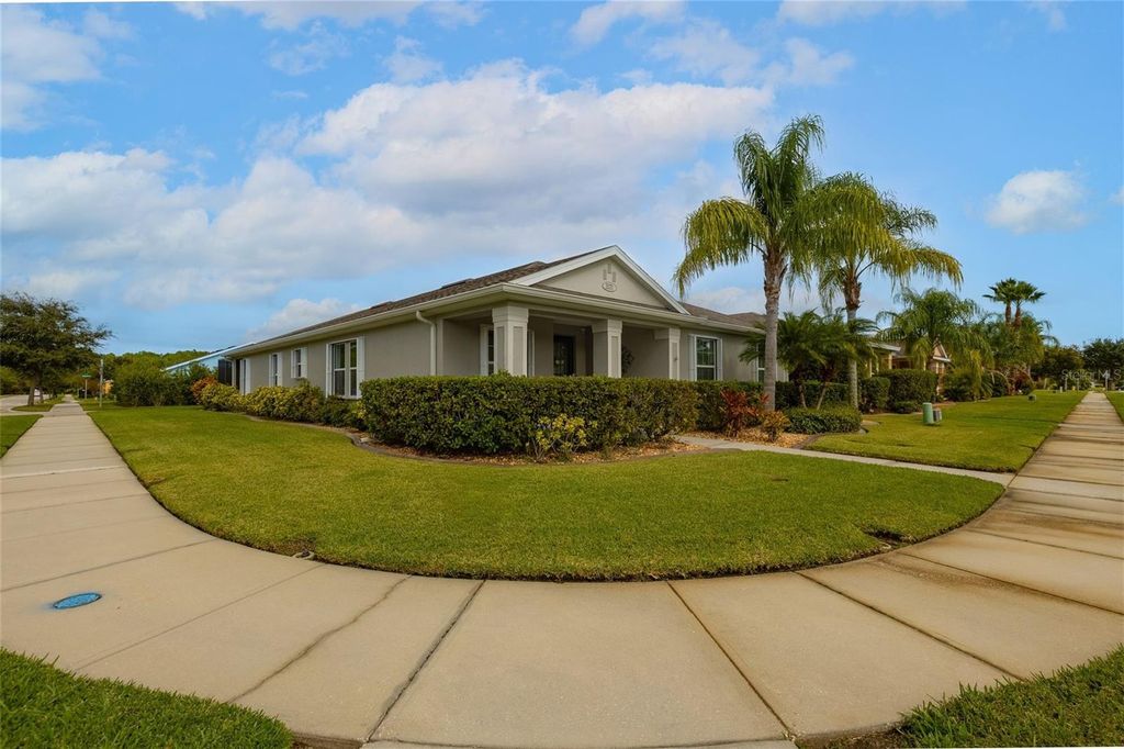 Image 28 of property listing at 3371 PINTELLO AVENUE, New Smyrna Beach, FL 32168