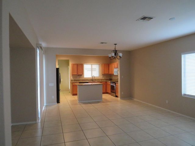 336 N 77th Place, Mesa, AZ 85207