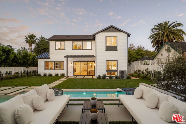 5109 Genesta Avenue, Encino, CA 91316