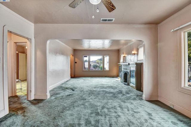 3350 Brookdale Avenue, Oakland, CA 94602