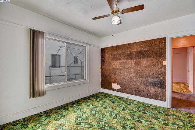 3350 Brookdale Avenue, Oakland, CA 94602