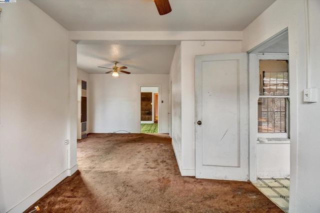 3350 Brookdale Avenue, Oakland, CA 94602