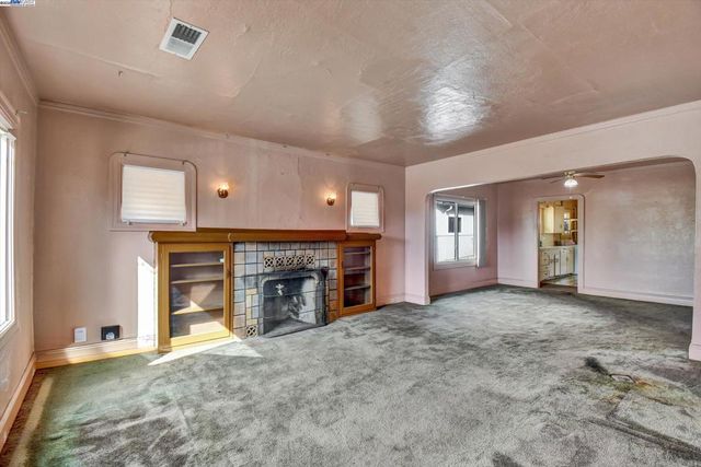 3350 Brookdale Avenue, Oakland, CA 94602