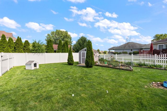 7531 E 106th Avenue, Crown Point, IN 46307