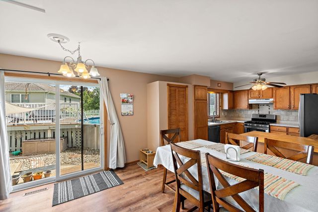 7531 E 106th Avenue, Crown Point, IN 46307