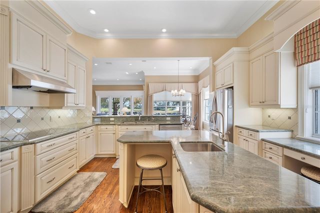 2640 BELLERIVE DRIVE, Lakeland, FL 33803