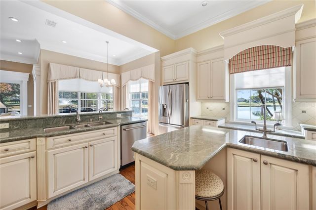 2640 BELLERIVE DRIVE, Lakeland, FL 33803