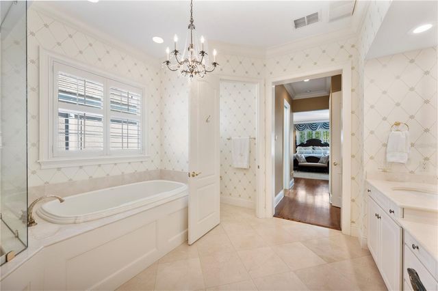 2640 BELLERIVE DRIVE, Lakeland, FL 33803