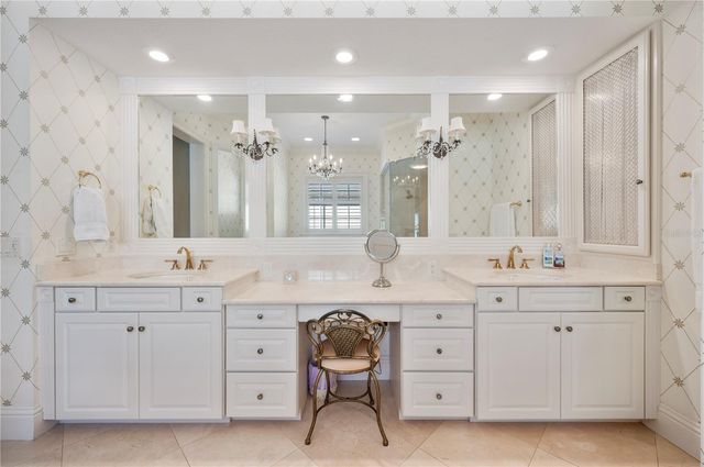 2640 BELLERIVE DRIVE, Lakeland, FL 33803