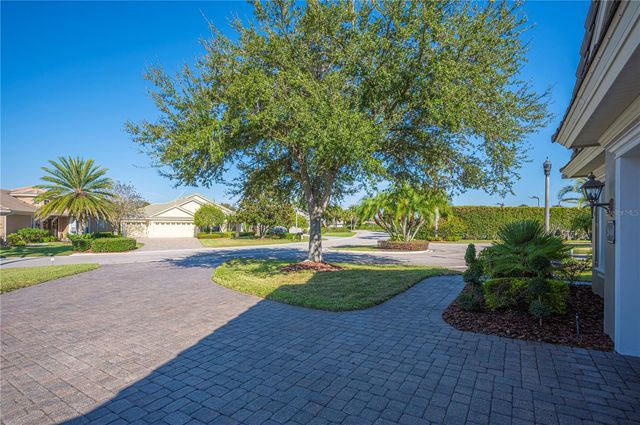 2640 BELLERIVE DRIVE, Lakeland, FL 33803