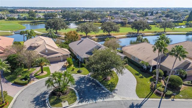 2640 BELLERIVE DRIVE, Lakeland, FL 33803