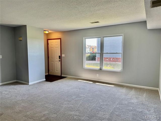 344 Douglas Avenue B, Mascoutah, IL 62258