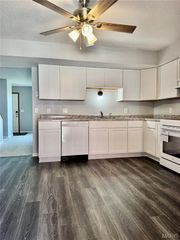 344 Douglas Avenue B, Mascoutah, IL 62258