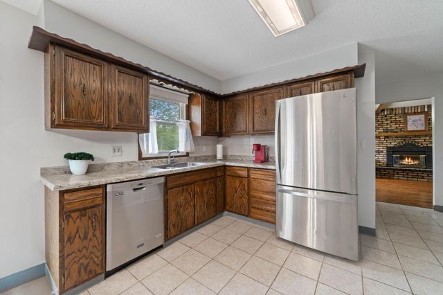 5510 Thompson Hill Road, Proctor, MN 55810