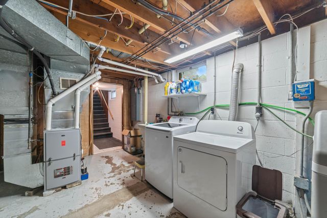 5510 Thompson Hill Road, Proctor, MN 55810