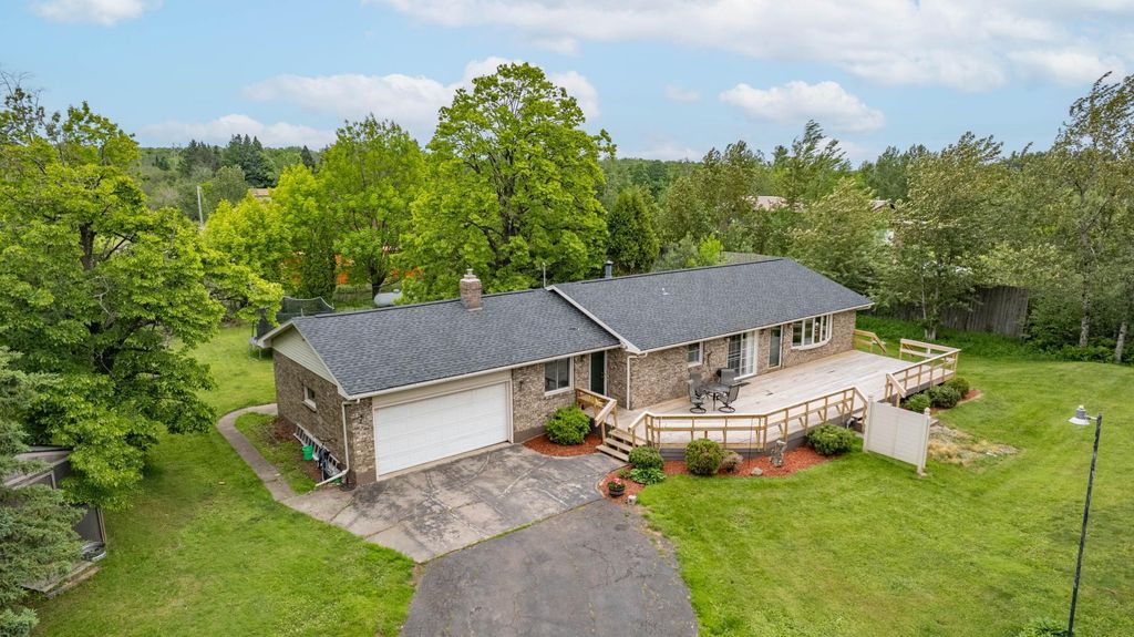 5510 Thompson Hill Road, Proctor, MN 55810