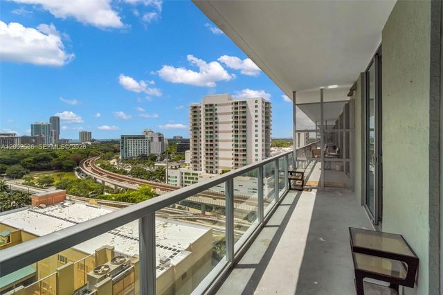 79 SW 12th St 1605, Miami, FL 33130