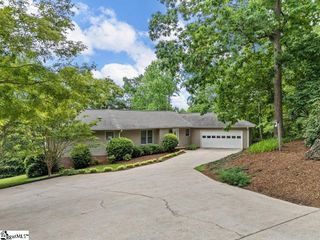 208 W Durham Street, Landrum, SC 29356