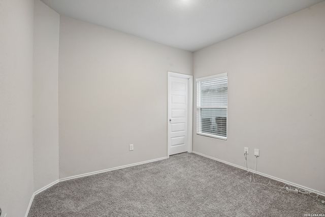 7706 Stud dr, Elmendorf, TX 78112