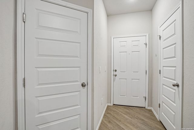 7706 Stud dr, Elmendorf, TX 78112