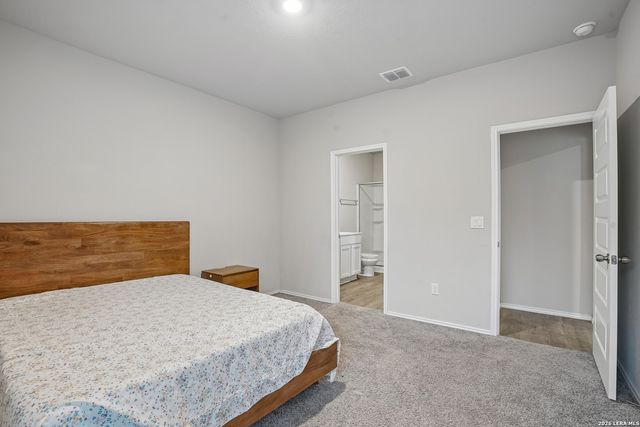 7706 Stud dr, Elmendorf, TX 78112