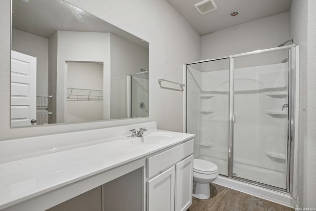 7706 Stud dr, Elmendorf, TX 78112