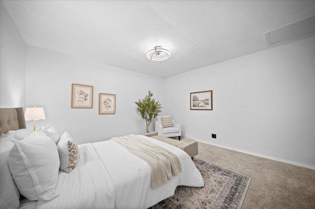 2610 32nd Street, Kentwood, MI 49512