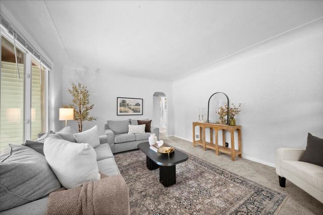 2610 32nd Street, Kentwood, MI 49512