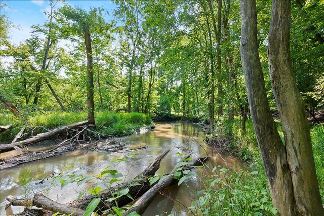 2610 32nd Street, Kentwood, MI 49512