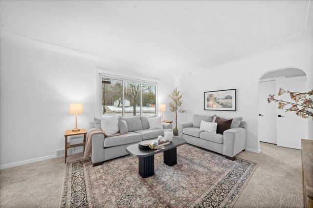 2610 32nd Street, Kentwood, MI 49512