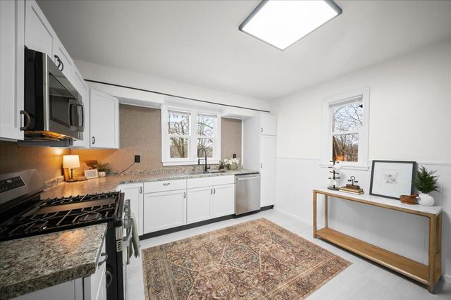 2610 32nd Street, Kentwood, MI 49512