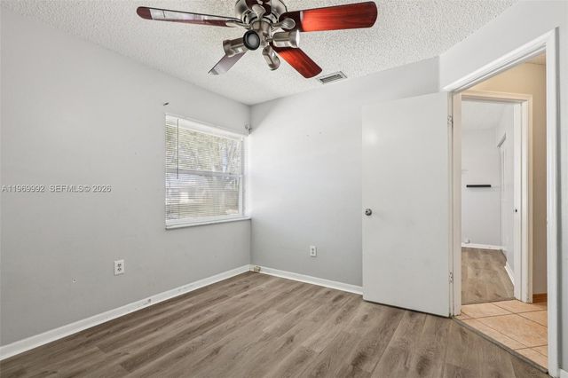 9700 SW 59th St, Cooper City, FL 33328