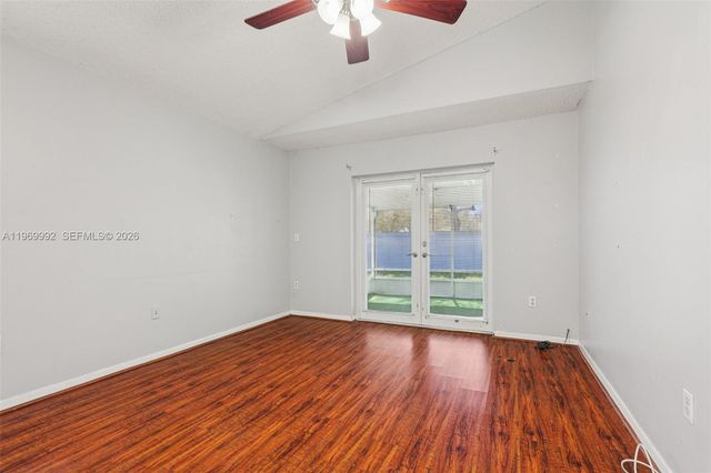 9700 SW 59th St, Cooper City, FL 33328