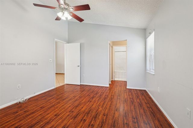 9700 SW 59th St, Cooper City, FL 33328