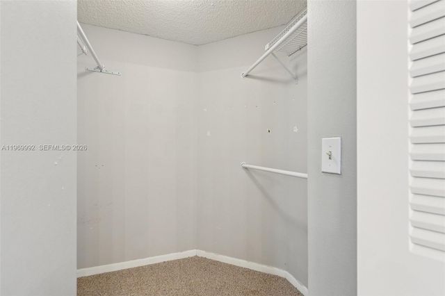 9700 SW 59th St, Cooper City, FL 33328