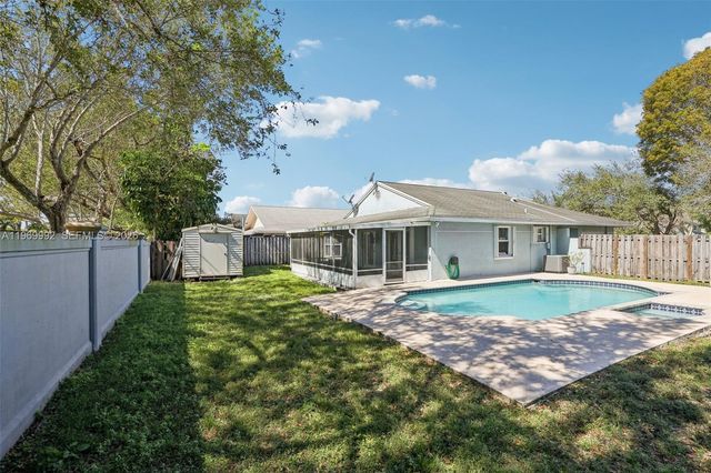 9700 SW 59th St, Cooper City, FL 33328