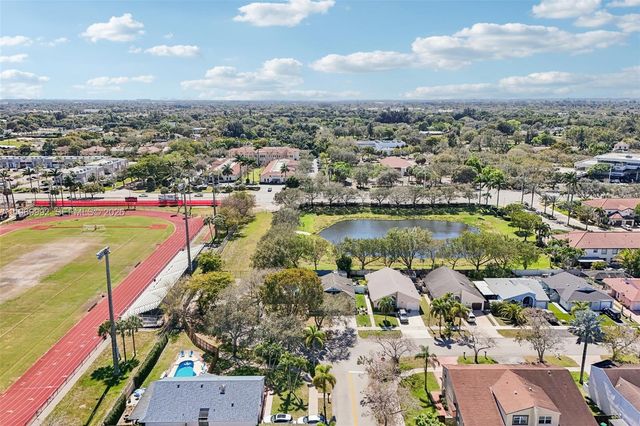 9700 SW 59th St, Cooper City, FL 33328