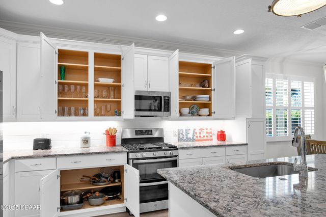 767 Jollymon Way, Daytona Beach, FL 32124