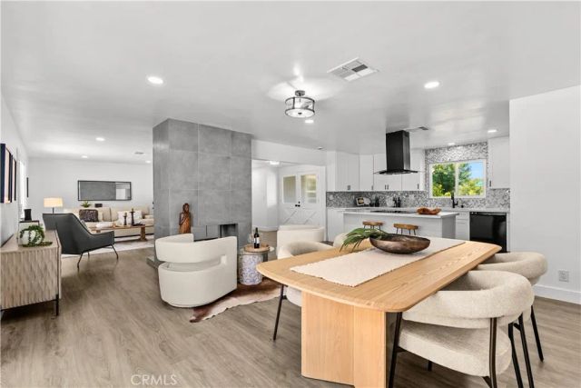18211 Fairhaven, Santa Ana, CA 92705